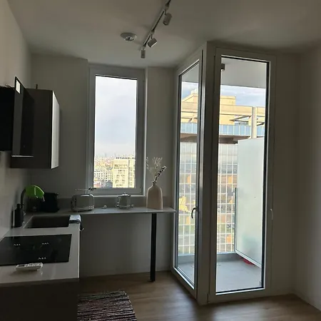 Lumia Skylineview Olympicvillage Ieo Apartman